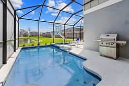 VOR4703HW: 6 Bed, Marine Magic, Gaming Loft - Image 4