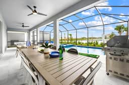VOR5439CD: 9 Bed, Marine Magic, Gamer's Paradise, Theater - Image 5