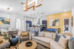 2005OC - 6 Bed - Palatial Planet - ST091 - Image 3
