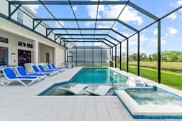 1704OB - 11 Bed - Luxury League - ST041 - Image 3