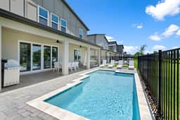 HI300SD: 6 bed, Enchanted House, Casino - Image 2