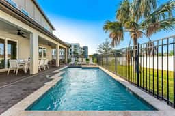 HI235SD: 6 bed, Enchanted House, Gameroom - Image 5