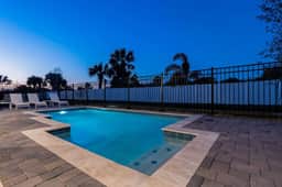 HI375SD: 6 bed, Pirate, Casino - Image 5