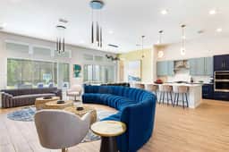 1754OB - 11 Bed - Bowling Boulevard - ST057 - Image 3