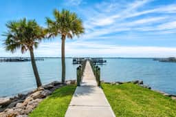 HI3051HL301: 3 bed, seascape - Image 5