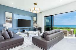 HI3057HA: 4 bed, Ocean Villa, Beachfront - Image 3