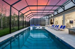 1758OB - 12 Bed - Hero's Hideout - ST058 - Image 2