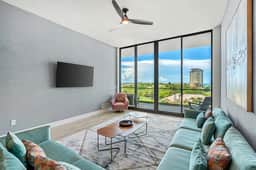 HI3031HL405: 3 bed, seascape - Image 3