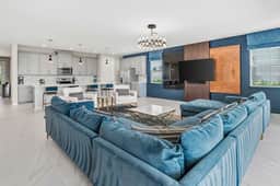 1761CV - 8 Bed - Amazonian Abode - SR012V - Image 3