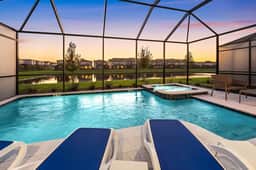 VOR4656TD: 7 Bed, Bricktopia, Petting Zoo, Gaming Nook - Image 2