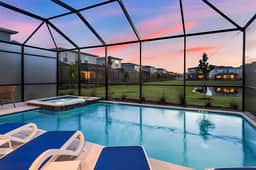 VOR4680TD: 7 Bed, Superhero City, Toy Box, Gaming Nook - Image 2