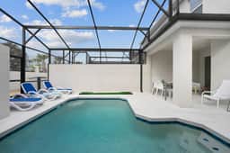 VOR4868HW: 4 Bed, Safari, Pool - Image 4