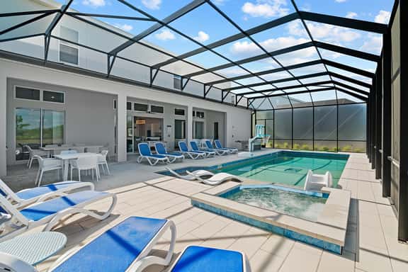 1700OB - 11 Bed - Tranquil Treasure - ST040 - Image 1