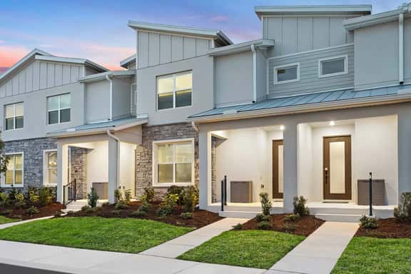 VOR4569TD: 4 Bed, Dragon's Den, Pool - Image 1