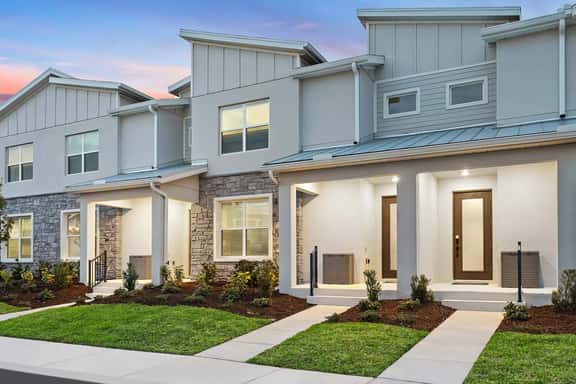 VOR4509TD: 4 Bed, Dragon's Den, Pool - Image 1