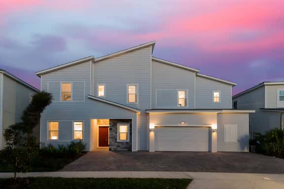 1770OB - 11 Bed - Royal Resort - ST061 - Image 1