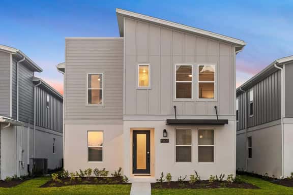 VOR4809PP: 7 Bed, Bricktopia, Petting Zoo, Gaming Nook - Image 1