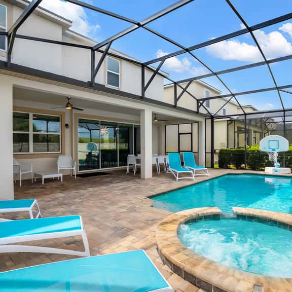 1612NP - 8 Bed - Paradise Playhouse - SR017V - Image 1
