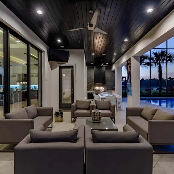 1200GT - 10 Bed - Alyssa's Abode - W261 - Image 1