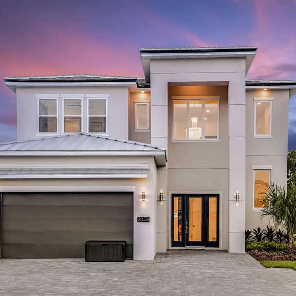 2033OC - 6 Bed - Majestic Masterpiece - ST085 - Image 1