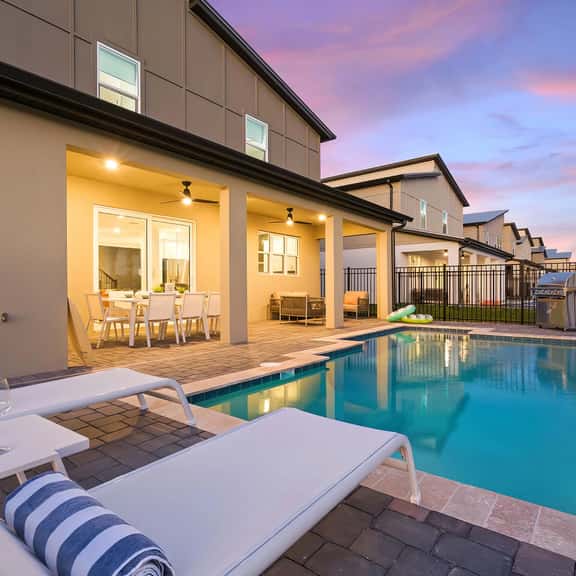 HI330SD: 5 bed, Under The Sea, Karaoke - Image 1