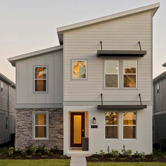VOR4727HW: 7 Bed, Bricktopia, Petting Zoo, Gaming Nook - Image 1