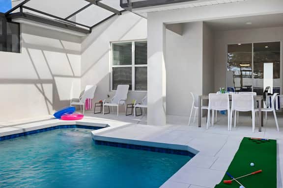 VOR5514AA: 4 Bed, Imagination Lab, Pool - Image 4