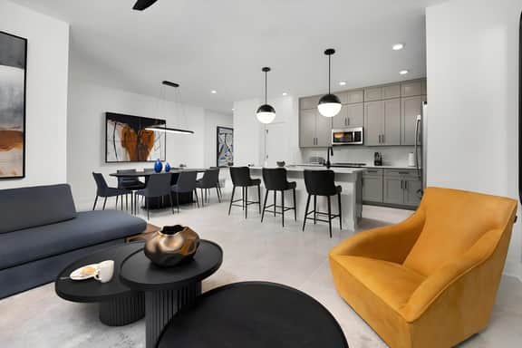VOR5430CD: 4 Bed, Dragon's Den, Pool - Image 3