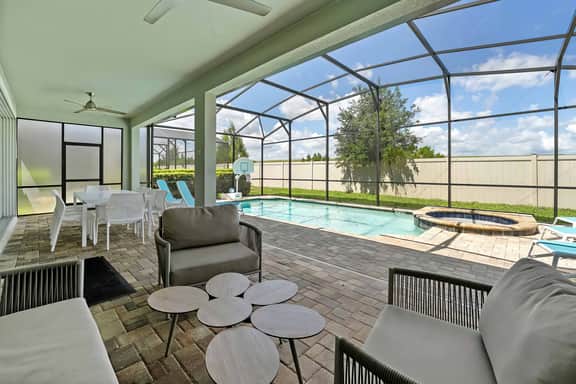 1588NP - 8 Bed - Majestic Mansion - SR022V - Image 2