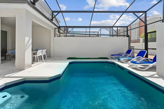 VOR4539TD: 4 Bed, Ogre's Grove, Pool - Image 2
