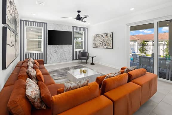 HI275SD: 5 bed, Storybook Village, Casino - Image 5