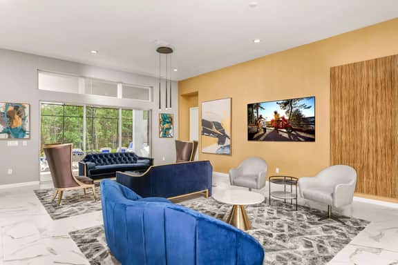 1736OB - 11 Bed - Five-Star Fortress - ST047 - Image 4