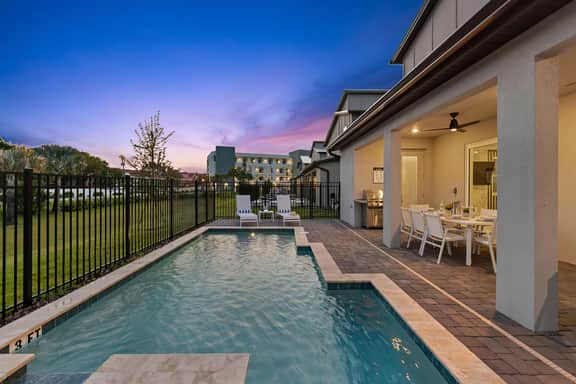 HI330SD: 5 bed, Under The Sea, Karaoke - Image 5