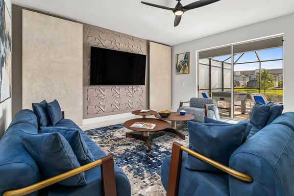 VOR4512TD: 7 Bed, Bricktopia, Petting Zoo, Gaming Nook - Image 3