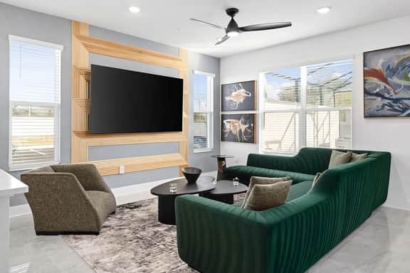 VOR4551TD: 5 Bed, Candy Land, Pool - Image 3