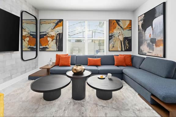 VOR4521TD: 4 Bed, Dragon's Den, Pool - Image 3