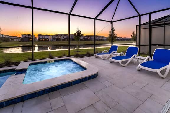 VOR4668TD: 6 Bed, Marine Magic, Gaming Loft - Image 2