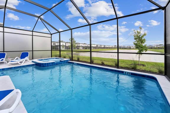 VOR4833PP: 7 Bed, Superhero City, Toy Box, Gaming Nook - Image 5