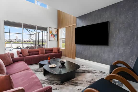 VOR4735HW: 6 Bed, Gamer's Paradise, Gaming Loft - Image 3