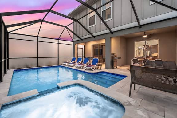 VOR4783HW: 7 Bed, Superhero City, Toy Box, Gaming Nook - Image 5