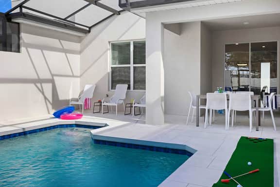 VOR5395AA: 4 Bed, Ogre's Grove, Pool - Image 5