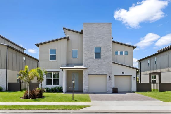 HI290SD: 6 bed, Enchanted House, Karaoke - Image 1
