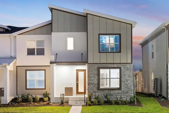 VOR4593TD: 5 Bed, Game On, Pool - Image 1