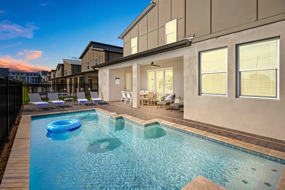 HI320SD: 8 bed, Fashion, Nasa, Gameroom - Image 1