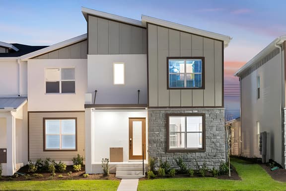 VOR4671TD: 5 Bed, Game On, Pool - Image 1