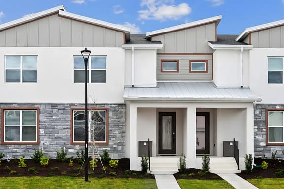 VOR5432AA: 4 Bed, Dragon's Den, Pool - Image 1